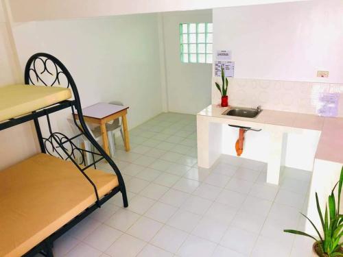 Rb Baruiz Hideaway Inn - Cebu South
