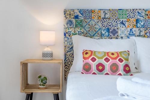 The Color | Suites & Rooms