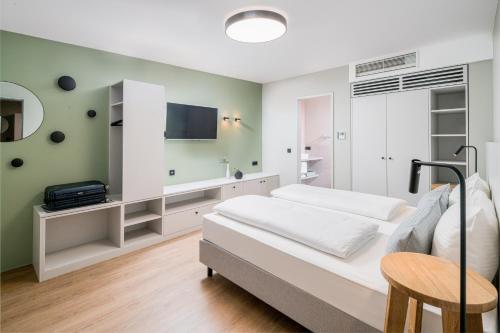 KOOS Hotel&Apartments