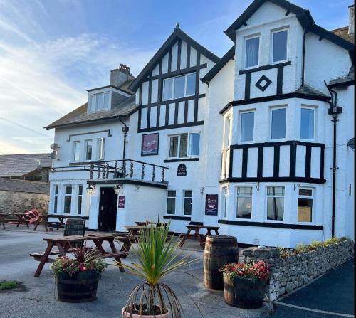 The Clarkes Hotel