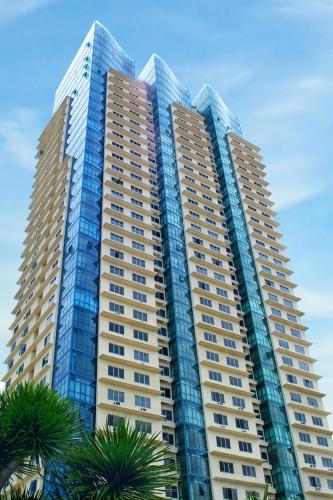 Astoria Plaza