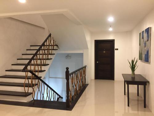 Top Star Hotel Oton