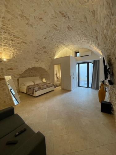 White room Ostuni