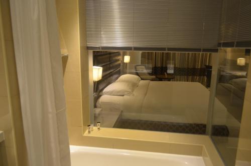 Prime Asia Hotel