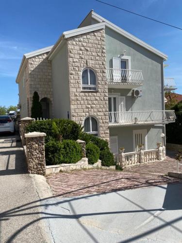 Villa NIKA & KARLO Makarska