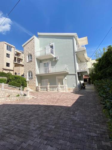 Villa NIKA & KARLO Makarska