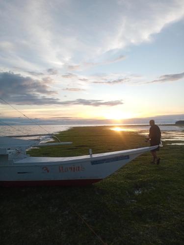 Nitasnipahut Pamilacan island