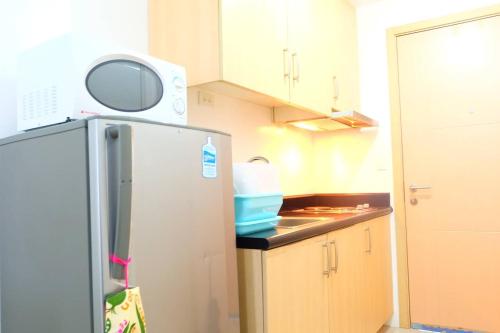 StayHere SM Light by Boni MRT along EDSA