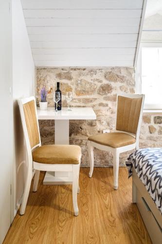 Studio Apartments Sv. Duje