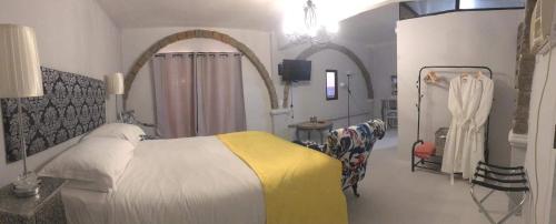 Sunbloom Beachfront Hotel And Restaurant