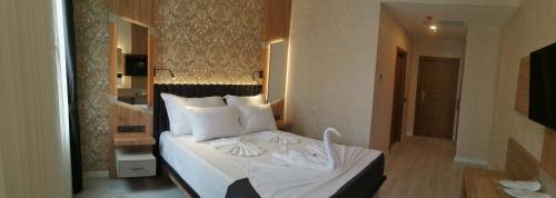 Isnova Hotel