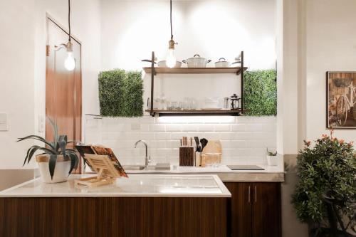 Gorgeous Studio Suite w/ King size bed