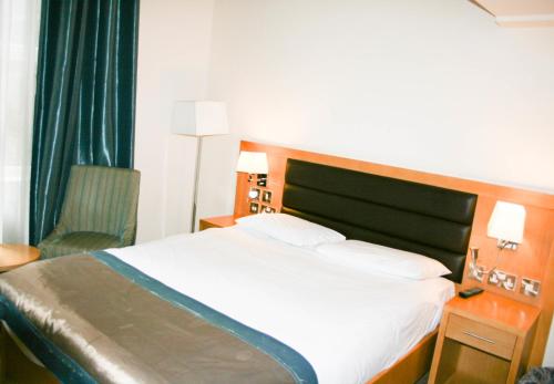 Cromwell International Hotel