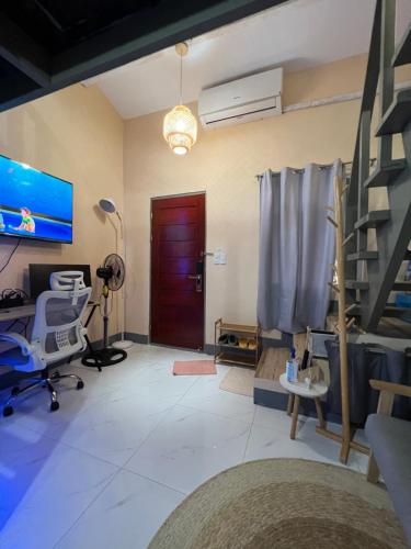 Loft Baler with Kitchen & Ideal for Work from Home Setup