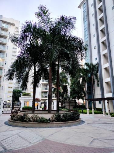 Staycation Near Airport and resorts World Manila