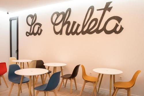 Bilbao Rooms & Kitchen Zorroza
