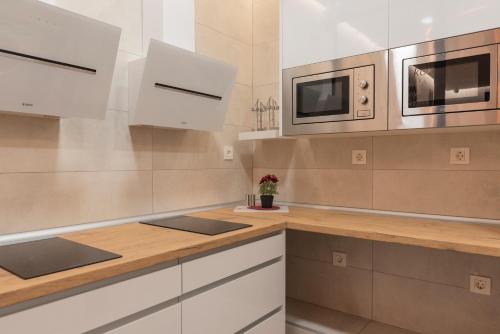 Bilbao Rooms & Kitchen Zorroza