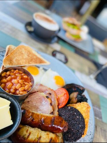 Best Western Plus Oaklands Hotel