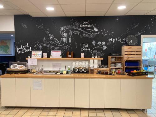 Auberge De Jeunesse De Champlon