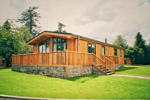 Skyline Lodge Loch Lomond Castle Lodges