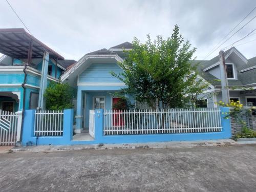 Homestay at 24 Laguna Bel-Air by Red Door House Rental
