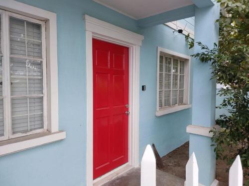 Homestay at 24 Laguna Bel-Air by Red Door House Rental