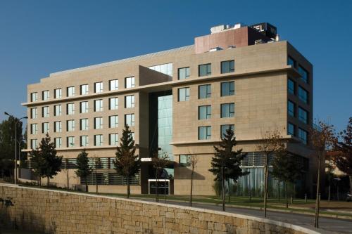 Golden Tulip Sao Joao Da Madeira Hotel