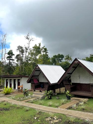 Roca's Homestay Backpackers Chalet