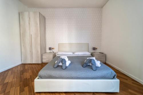 Class Rooms & Apartments