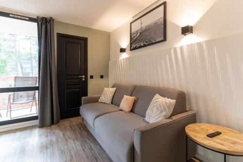 MC Tourisme - Splendide & cosy appartement avec piscine, tennis & parking