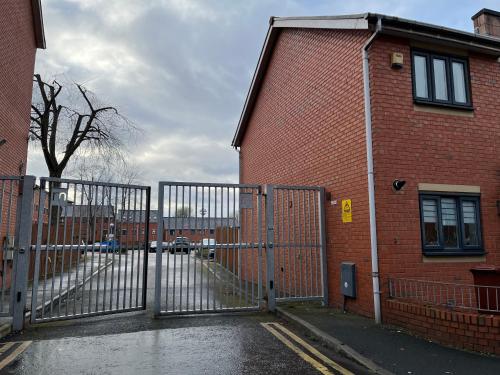 Entire house with parking