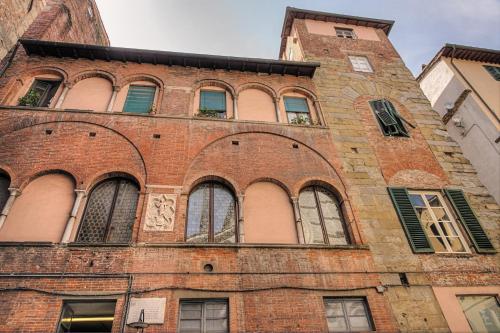L Antica Bifore