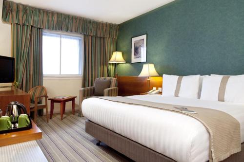 Leonardo Hotel London Heathrow Airport