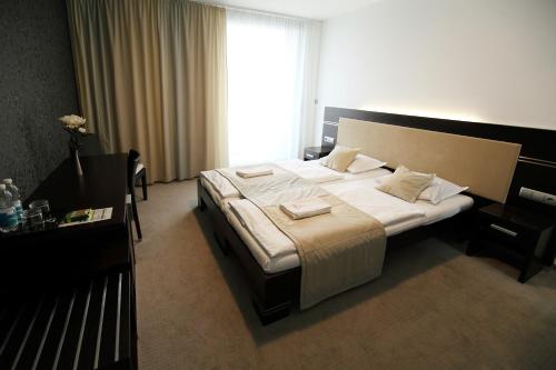 Hotel Dolphin