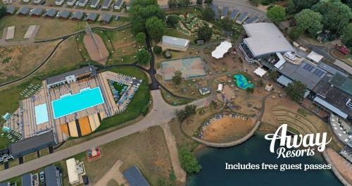 Away Resorts - Tattershall Lakes Country Park