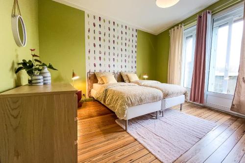 Le Maginot - Magnifique Appartement de 75m2 - Deux Chambres - 4 Lits Simple -Position Centrale Centre Ville, Pompidou, Nouvelle Ville - 2 à 4 Personnes