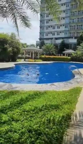 Eagle's Nest - 2BR Furnished with Fast Internet and Netflix