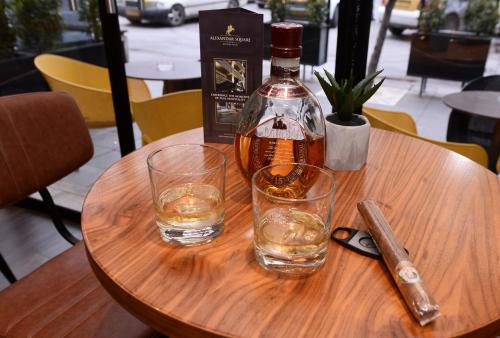 Alexandar Square Boutique Hotel