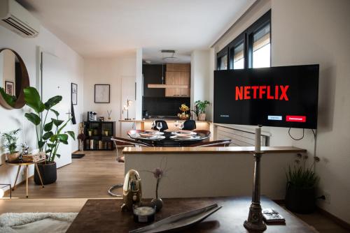 7Heaven Hypercentral JetView