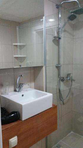 New Pera Hotel