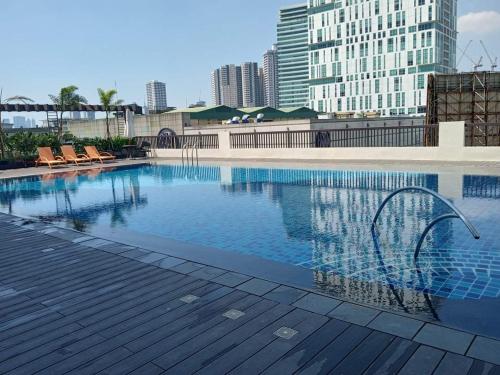 Manhattan Plaza Tower 1