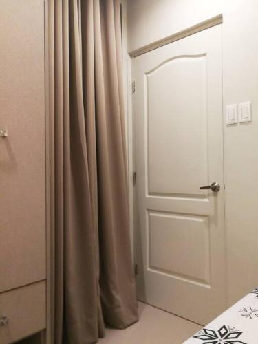 Adria Residences - Emerald Garden - 2 Bedroom Unit for 4 person