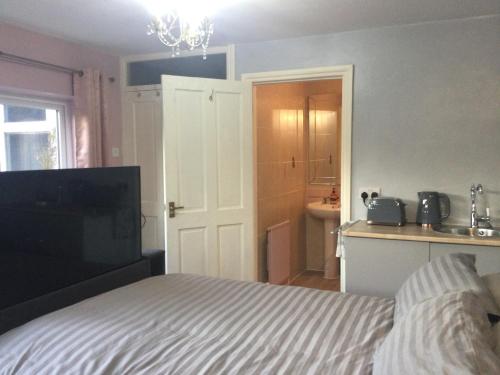 The Old School House