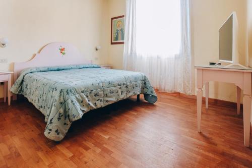 Hotel Savoia & Campana