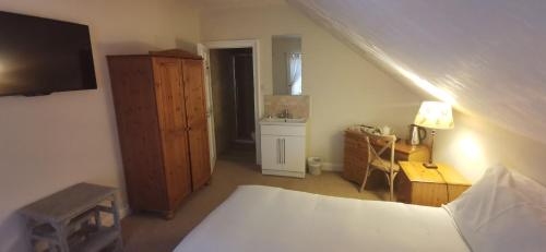 The Buccleuch & Queensberry Hotel