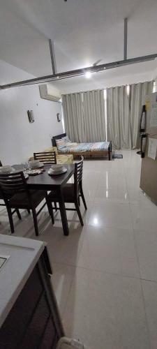 Queensland manor cebu city