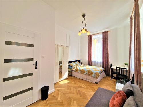 J&W Apartments Świętojańska Rooms