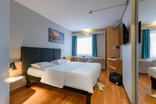 Ibis Koeln Frechen