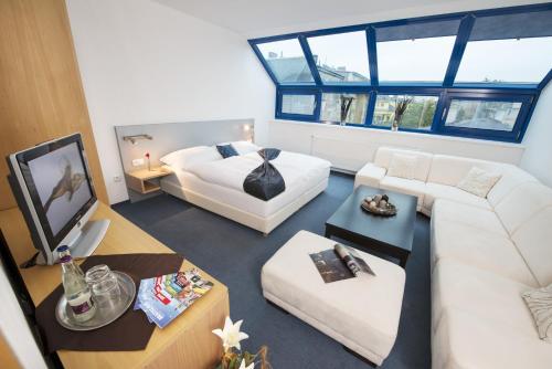 Felicity Garni Hotel