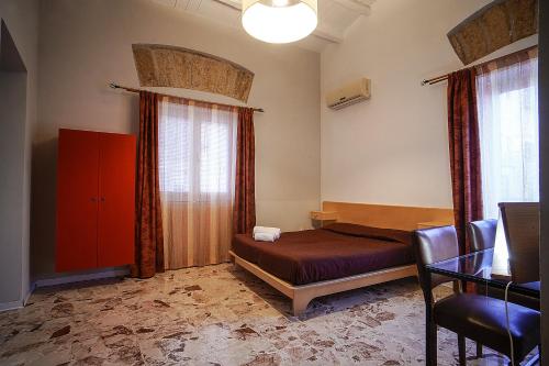 Lerux Bed & Breakfast